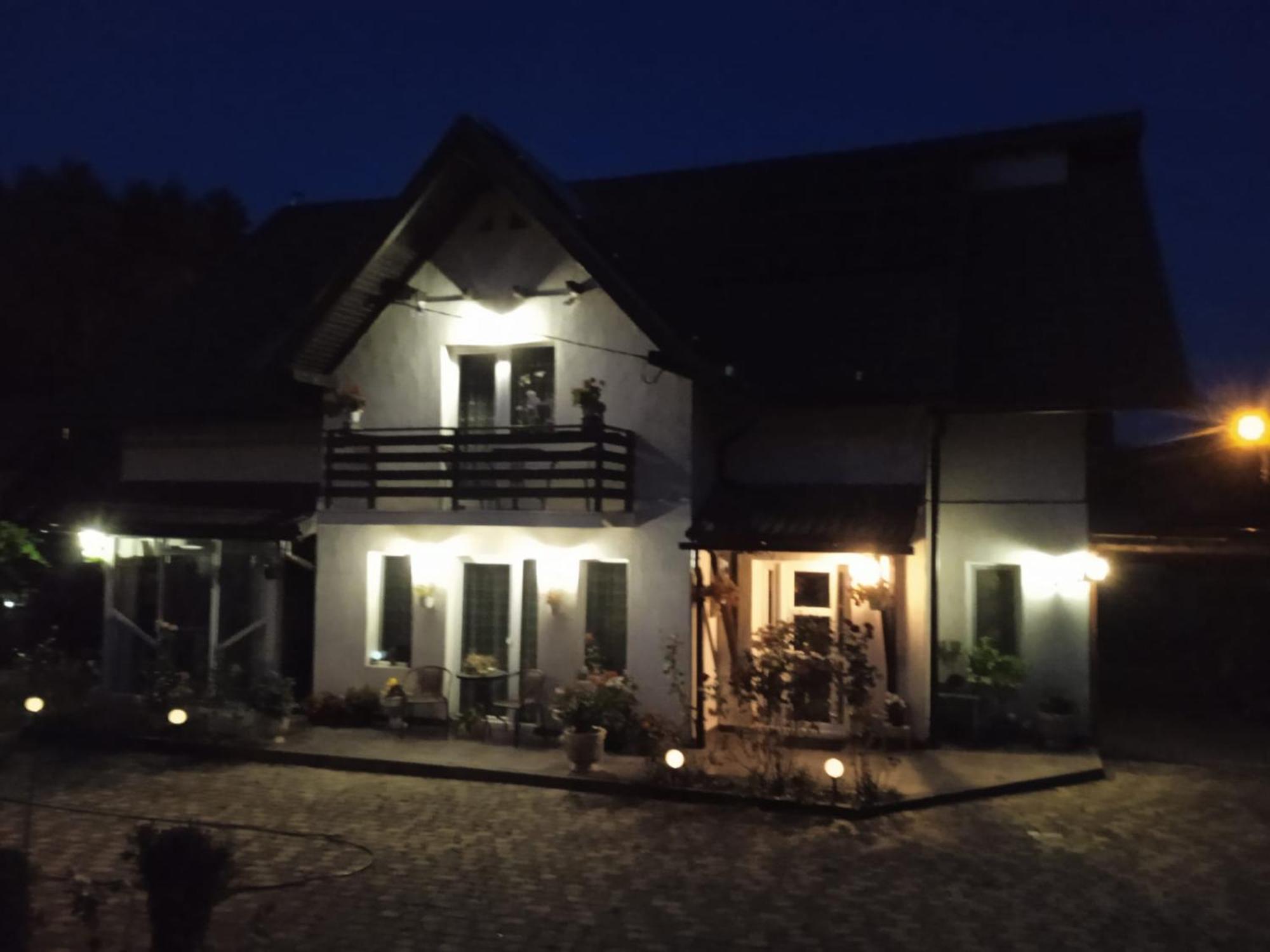 Appartamento Edelweiss Ilinca Zărneşti Esterno foto